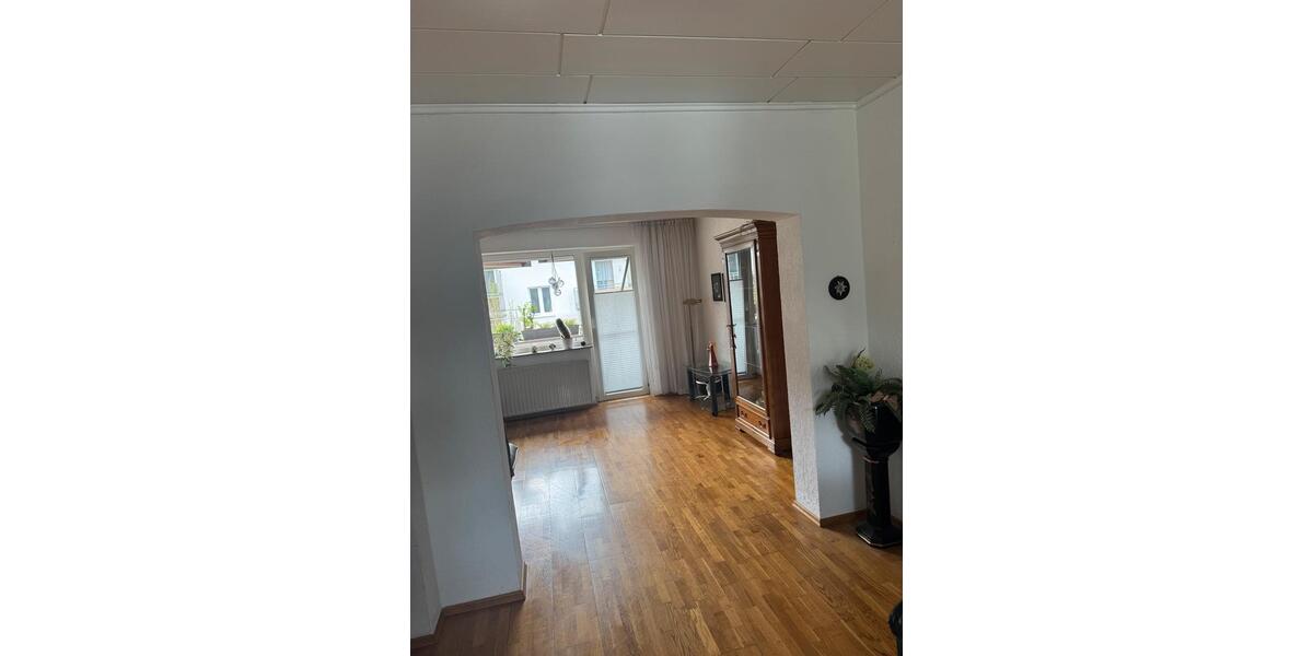 Etagenwohnung Ratingen Homberg - 2 Zimmer, 64 m&sup2;, 180.000&euro; | Angebot:26161127