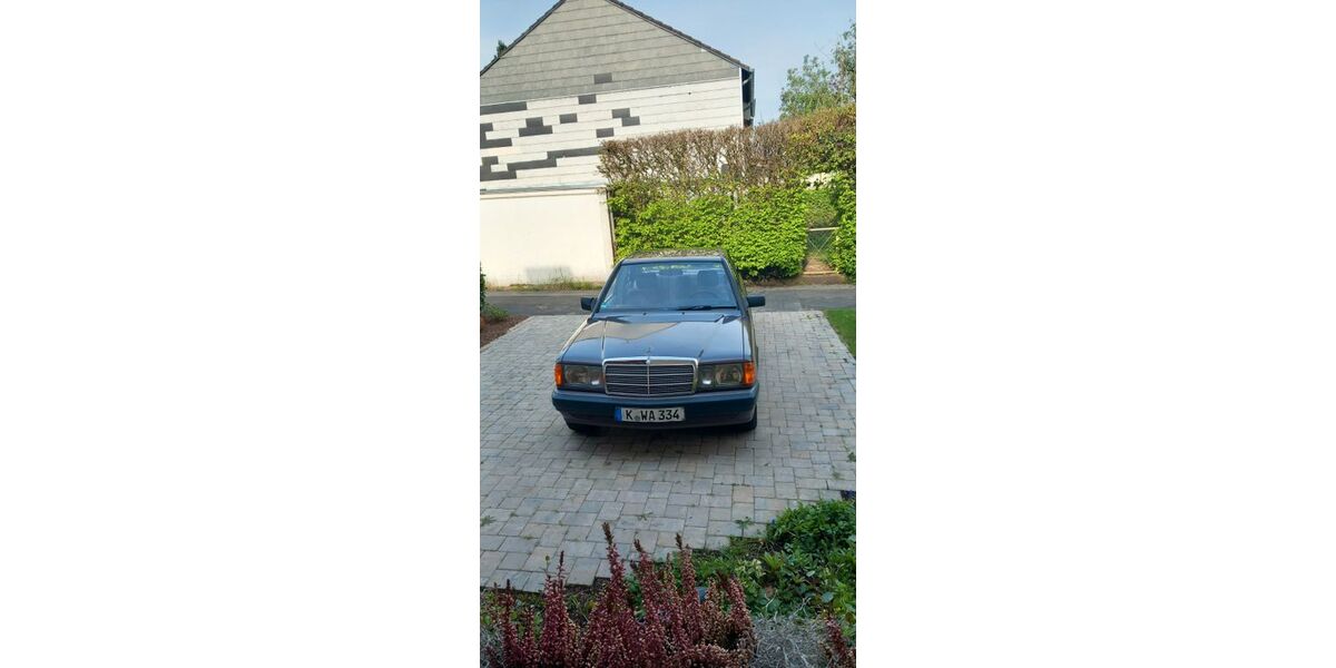 Mercedes-Benz 190 184.000 km 4.750 &euro; Köln 50765