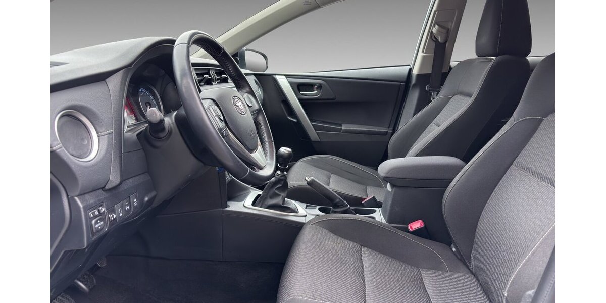 Toyota Auris Edition Klima Navi Kamera 132.068 km 8.800 &euro; Wuppertal 42327
