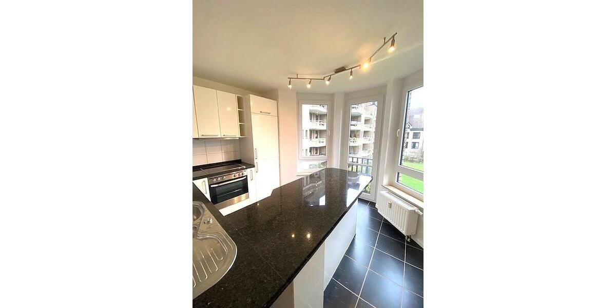 Etagenwohnung Düsseldorf Lörick - 2 Zimmer, 67 m&sup2;, 1.230&euro; | Angebot:26295365