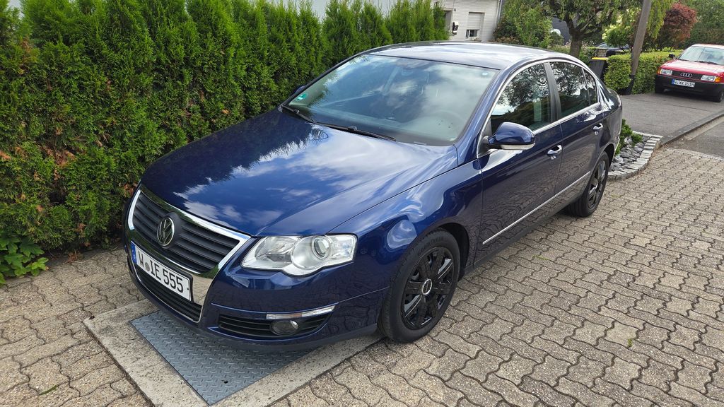 VW Passat 228.640 km 2.990 &euro; Wuppertal 42399