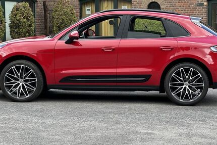 Porsche Macan 19.600 km 66.790 &euro; Frechen (bei Köln) 50226