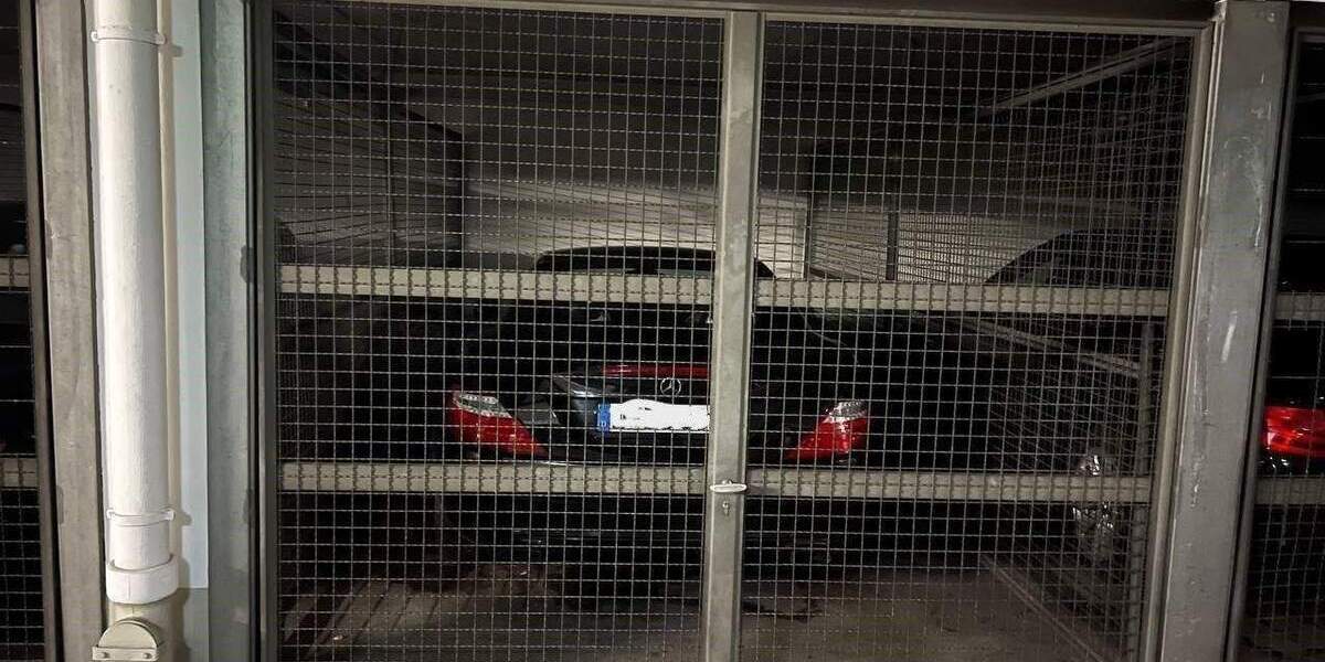 Etagenwohnung Düsseldorf Mörsenbroich - 2 Zimmer, 68 m&sup2;, 280.000&euro; | Angebot:26155922