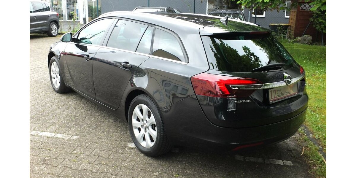 Opel Insignia EDITION NAVI PARKPILOT/KAMERA 17 Zoll LMF 96.093 km 9.750 &euro; Köln 50858