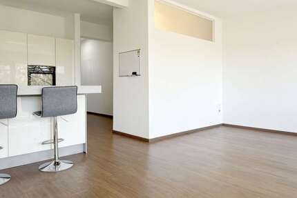 Wohnung Langenfeld - 2 Zimmer, 61 m&sup2;, 725&euro; | Angebot:26084767