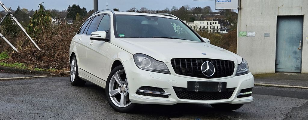 Mercedes-Benz C 350 176.000 km 13.499 &euro; Mettmann 40822