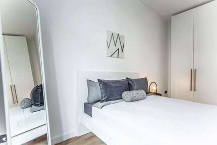 Zimmer Düsseldorf Oberbilk - 1 Zimmer, 1.300&euro; | Angebot:24985992