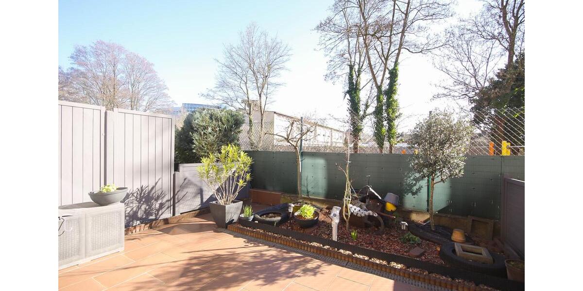 Reihenhaus Düsseldorf Stadtbezirk 6 - 5 Zimmer, 126 m&sup2;, 2.600&euro; | Angebot:25548327