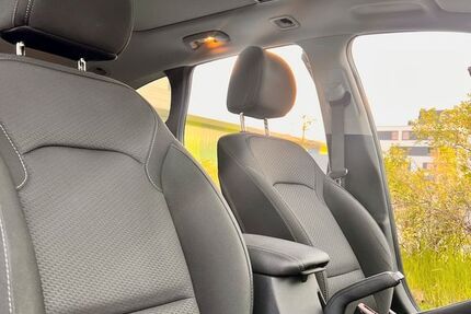 Hyundai i30 63.500 km 16.500 &euro; Düsseldorf 40212