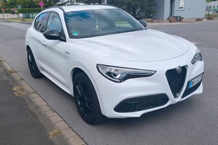 Alfa Romeo Stelvio 71.000 km 32.700 &euro; Langenfeld 40764