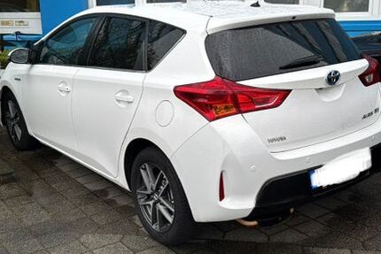 Toyota Auris 137.000 km 11.000 &euro; Köln 50739