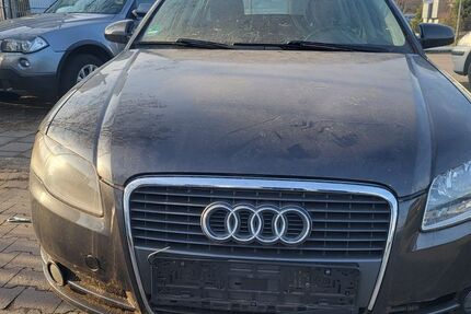 Audi A4 277.928 km 999 &euro; Köln 51107