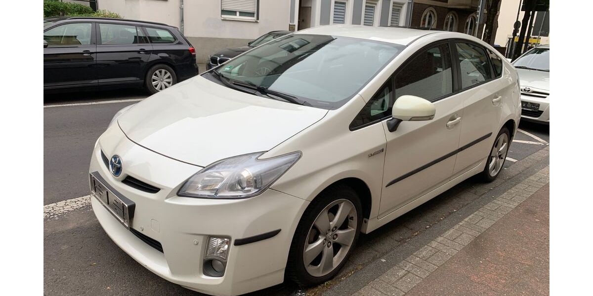 Toyota Prius 225.000 km 5.899 &euro; Bergisch Gladbach 51465