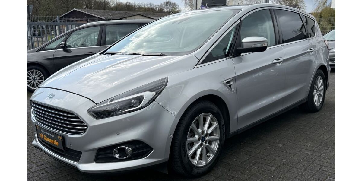 Ford S-Max 202.000 km 9.900 &euro; Bergisch Gladbach 51469