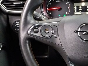 Opel Crossland X Ultimate 1.2 Kam H-UP SHZ LHZ Tempo 57.827 km 13.150 &euro; HAAN 42781