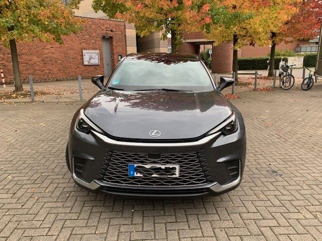 Lexus LBX 15.700 km 28.700 &euro; Köln 50765