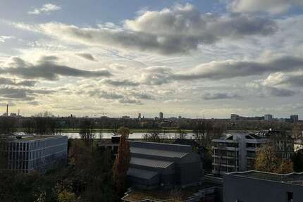 Wohnung Düsseldorf Golzheim - 2 Zimmer, 130 m&sup2;, 2.400&euro; | Angebot:22998407