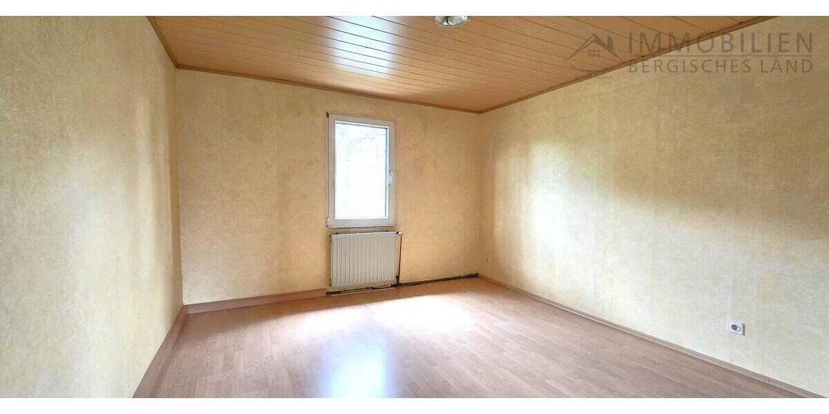 Mehrfamilienhaus, Wohnhaus Hückeswagen Kobeshofen - 8 Zimmer, 190 m&sup2;, 165.000&euro; | Angebot:26306810