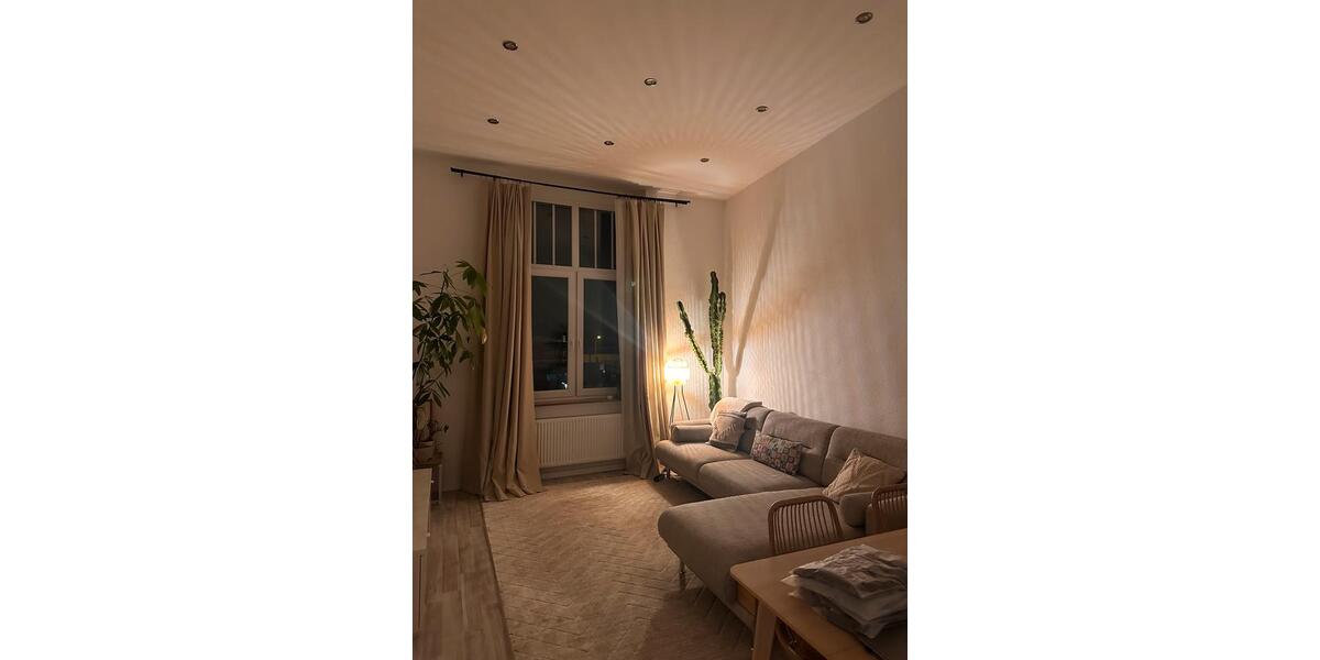 Etagenwohnung Köln Mülheim - 3 Zimmer, 76 m&sup2;, 1.400&euro; | Angebot:25905937