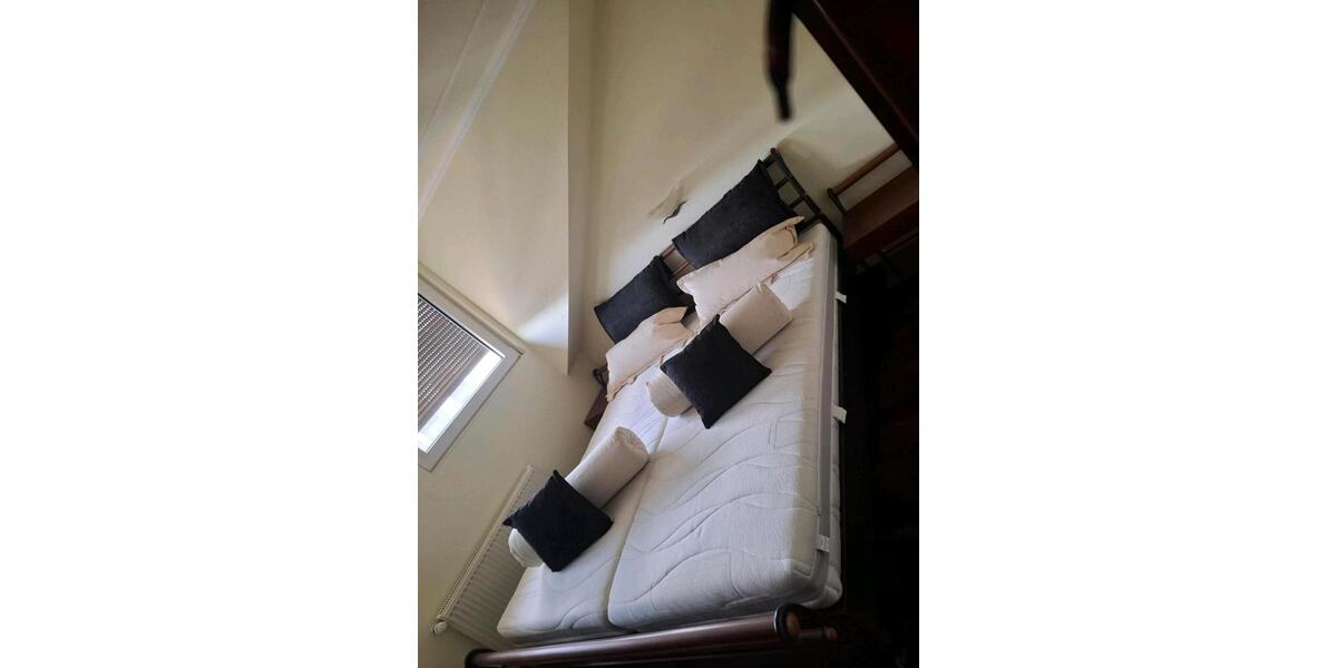 Dachgeschoßwohnung Wuppertal Gemarkung Langerfeld - 3 Zimmer, 73 m&sup2;, 180.000&euro; | Angebot:26214433