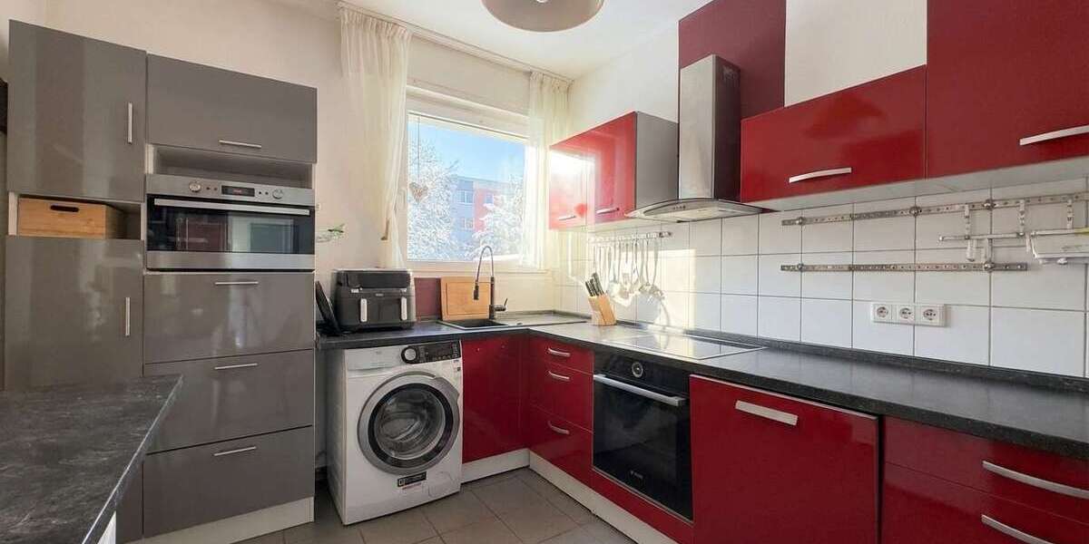 Etagenwohnung Düsseldorf Golzheim - 3 Zimmer, 92 m&sup2;, 295.000&euro; | Angebot:24465633