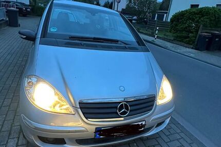 Mercedes-Benz A 170 106.000 km 5.500 &euro; Köln 51069