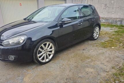 VW Golf 163.000 km 7.200 &euro; Solingen 42659