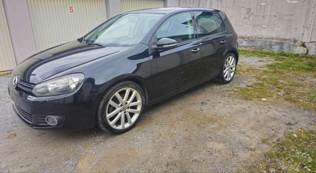 VW Golf 163.000 km 7.200 &euro; Solingen 42659