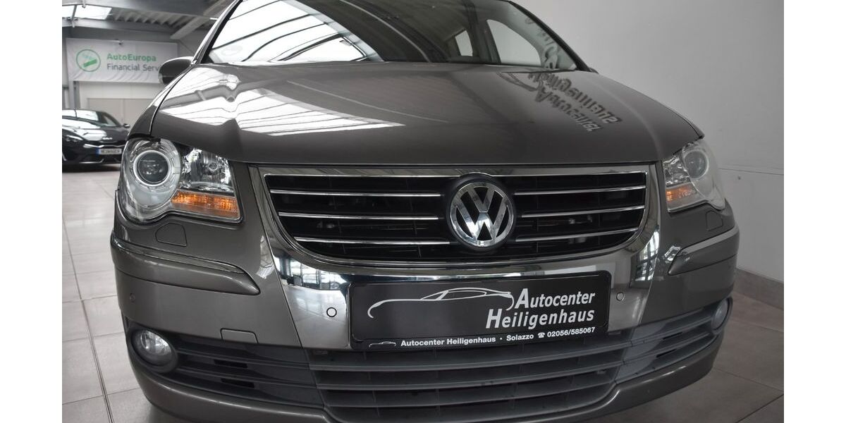 VW Touran 158.405 km 4.980 &euro; Heiligenhaus 42579