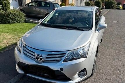 Toyota Avensis 168.887 km 5.400 &euro; Frechen 50226