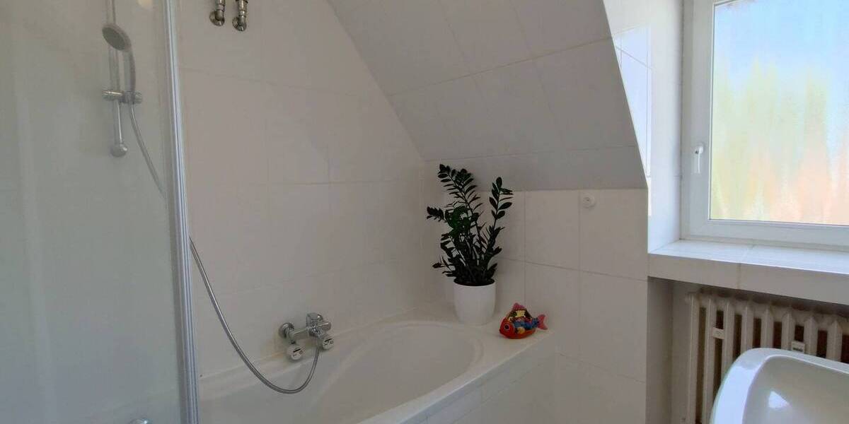 Einfamilienhaus Meerbusch Osterath - 7 Zimmer, 170 m&sup2;, 795.000&euro; | Angebot:26155574