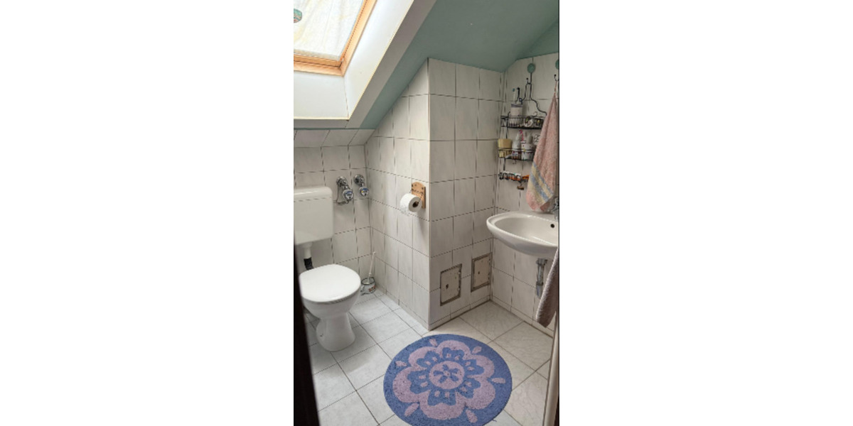 Etagenwohnung Velbert Pöthen - 7 Zimmer, 158 m&sup2;, 349.000&euro; | Angebot:25175195