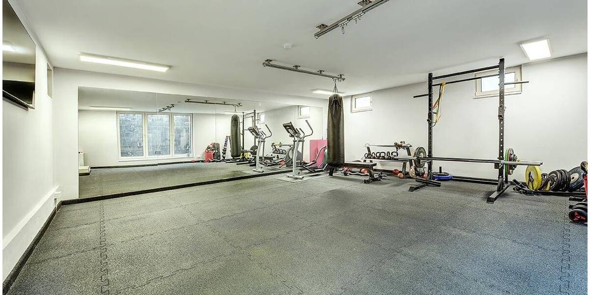 Einfamilienhaus Düsseldorf Hubbelrath - 9 Zimmer, 485 m&sup2;, 2.990.000&euro; | Angebot:26204659