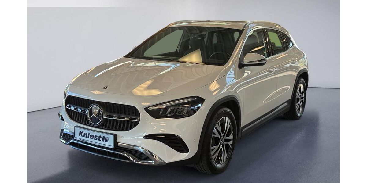 Mercedes-Benz GLA 180 15.264 km 35.990 &euro; Neuss 41464