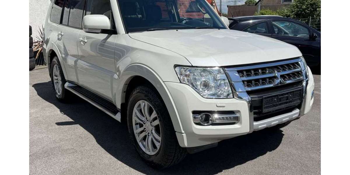 Mitsubishi Pajero 247.000 km 19.500 &euro; Düsseldorf 40231