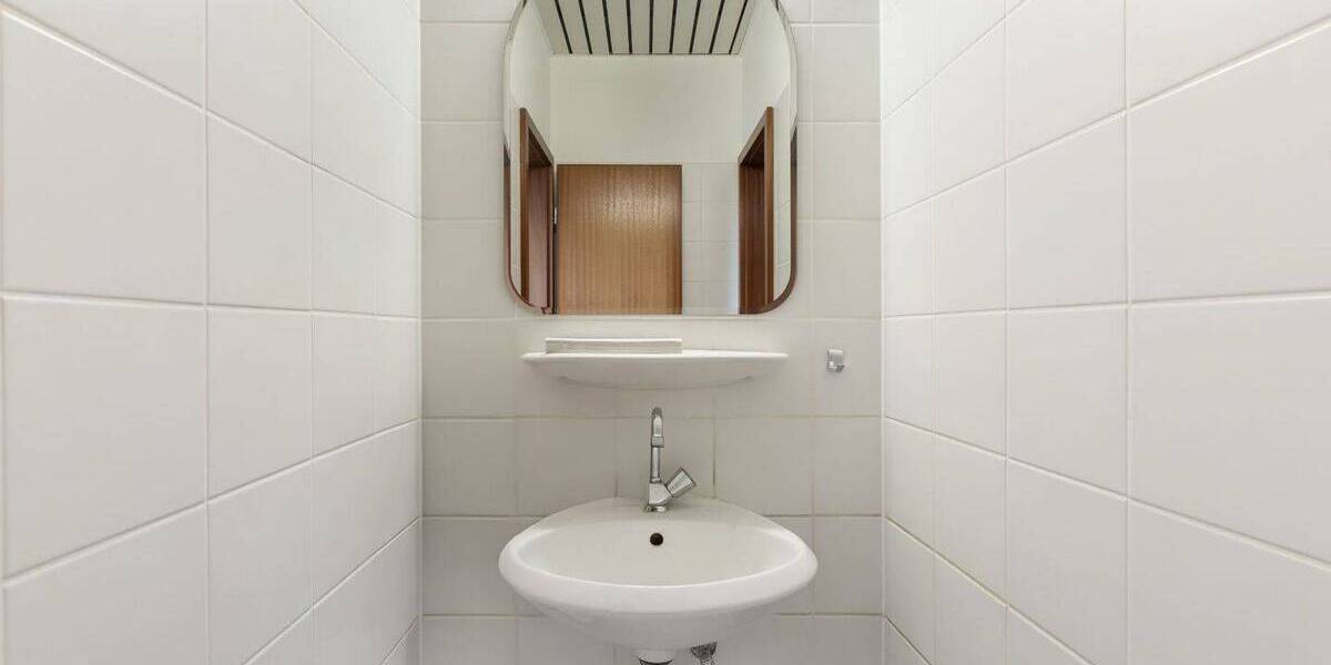 Etagenwohnung Bergisch Gladbach Moitzfeld - 8 Zimmer, 575.000&euro; | Angebot:25997632