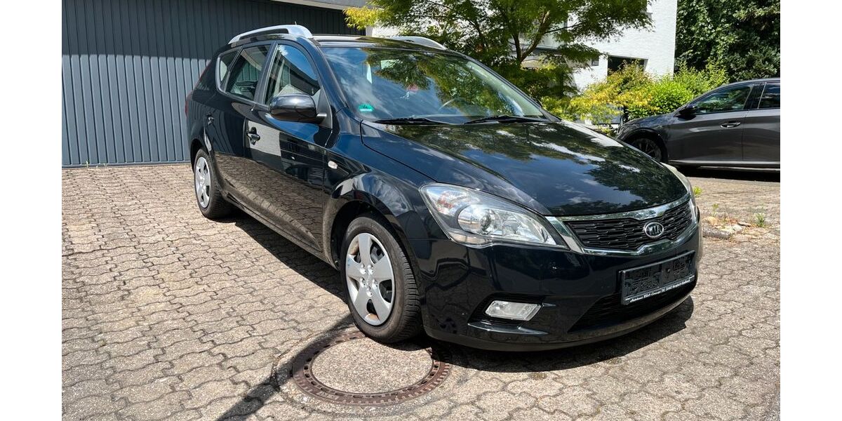 Kia ceed / Ceed 118.000 km 3.999 &euro; Bergisch gladbach 51427
