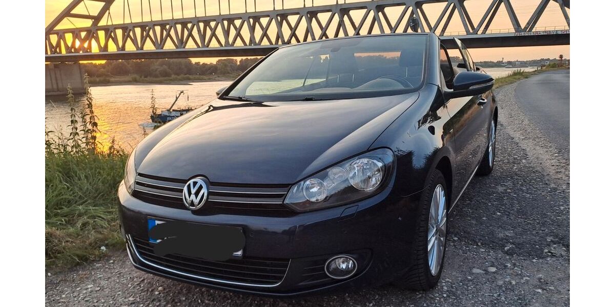 VW Golf 132.000 km 8.800 &euro; Düsseldorf 40221