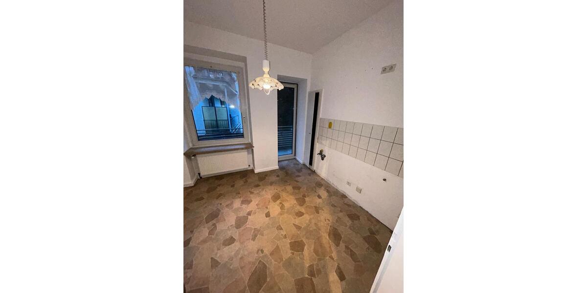 Etagenwohnung Wuppertal Gemarkung Barmen - 3 Zimmer, 75 m&sup2;, 600&euro; | Angebot:24508376
