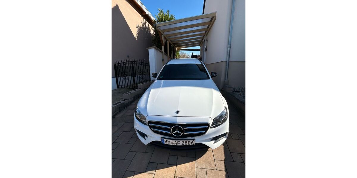 Mercedes-Benz E 220 116.000 km 26.000 &euro; Frechen 50226