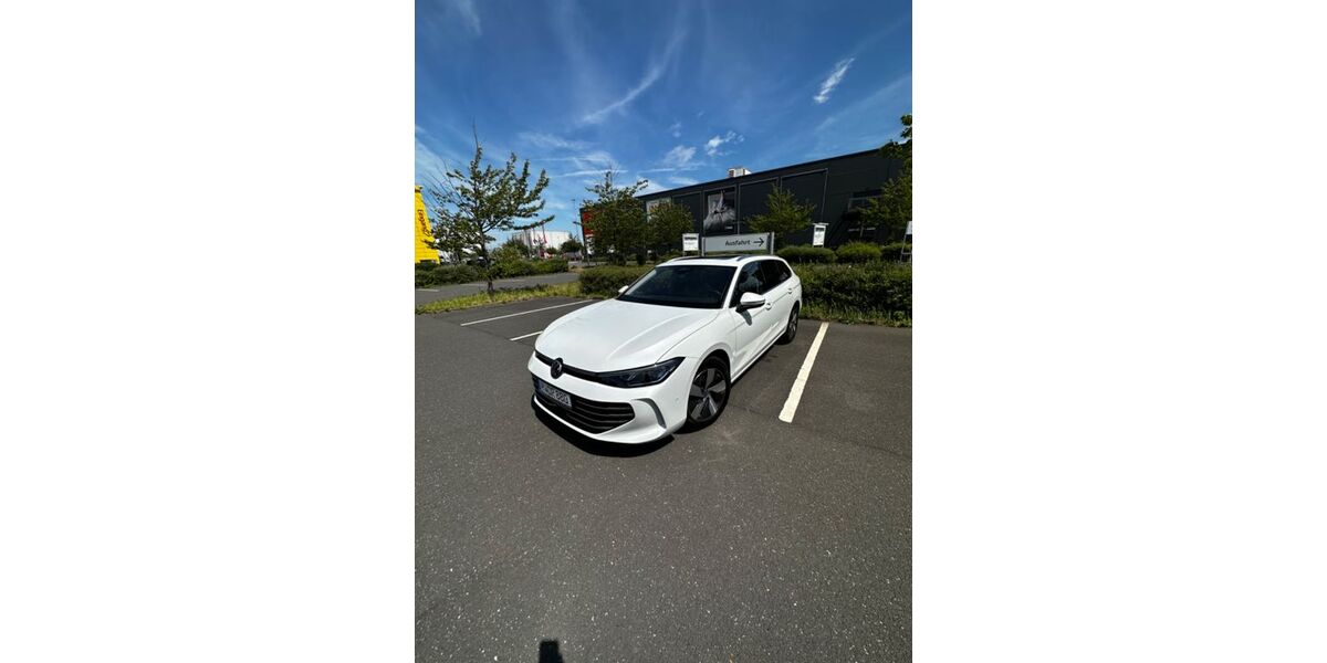 VW Passat 63.000 km 29.990 &euro; Köln 50825