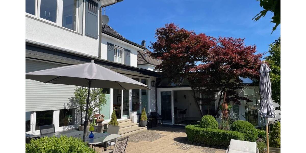 Stilvolles Wohnen mit guter Verkehrsanbindung - Mehrfamilienhaus, Wohnhaus Wuppertal Barmen | Angebot:24140375