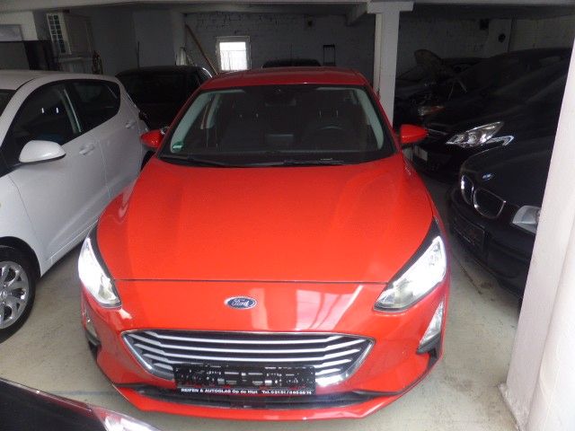 Ford Focus 63.000 km 12.950 &euro; Düsseldorf 40223