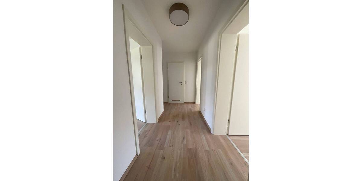 Etagenwohnung Radevormwald Innenstadt - 3 Zimmer, 61 m&sup2;, 529&euro; | Angebot:26826659