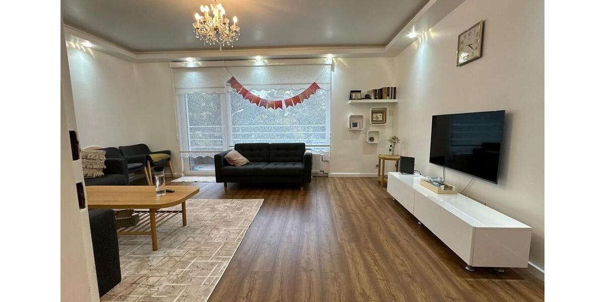 Etagenwohnung Köln Mülheim - 3 Zimmer, 75 m&sup2;, 390.000&euro; | Angebot:26126917