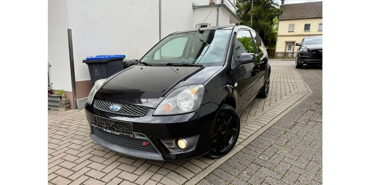 Ford Fiesta 147.118 km 3.290 &euro; Bergisch Gladbach 51469