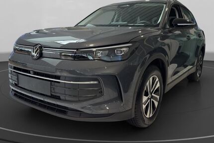 VW Tiguan 9.999 km 41.790 &euro; Köln-Mülheim 51063