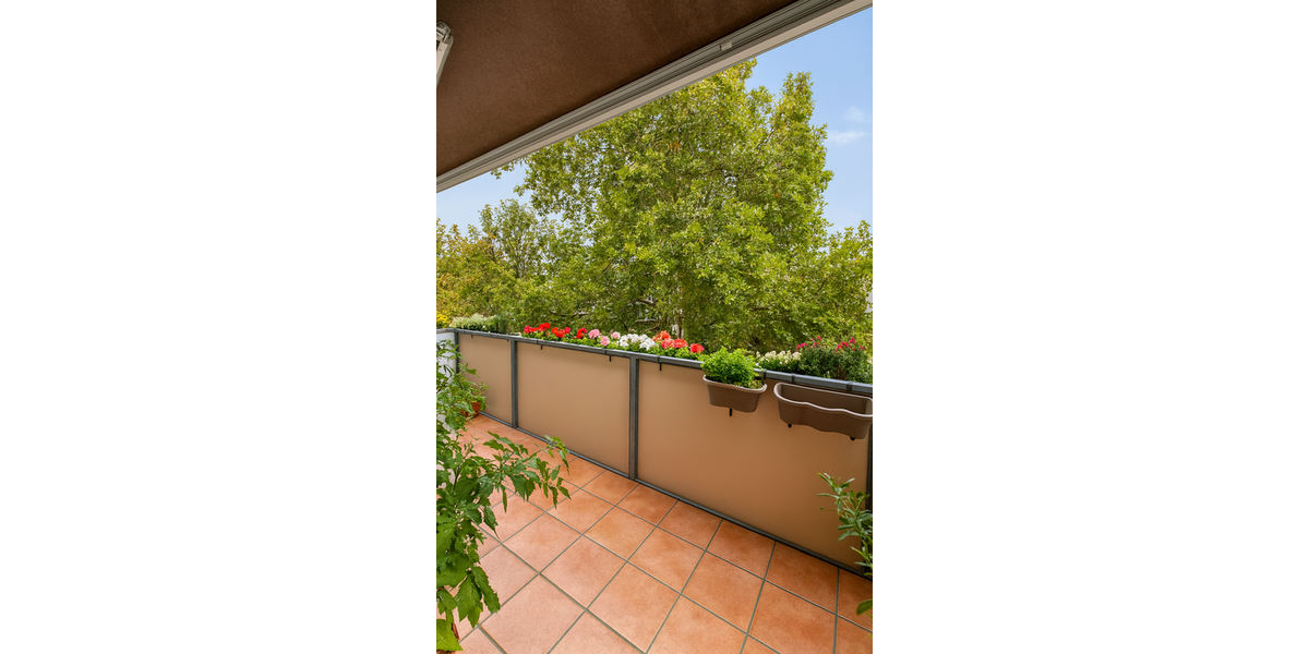 Etagenwohnung Düsseldorf Pempelfort - 2 Zimmer, 69 m&sup2;, 229.000&euro; | Angebot:25639466