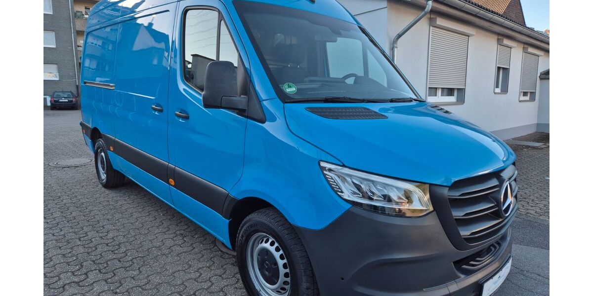 Mercedes-Benz Sprinter 200.000 km 24.999 &euro; Düsseldorf 40591