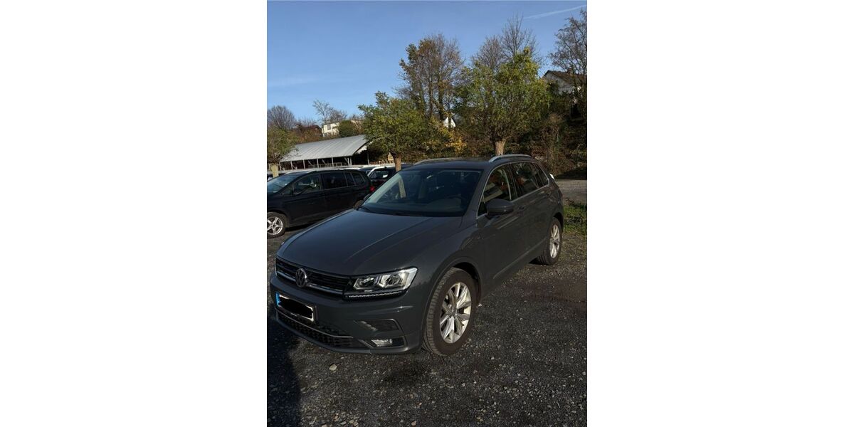 VW Tiguan 93.000 km 22.900 &euro; Bergisch Gladbach 51427
